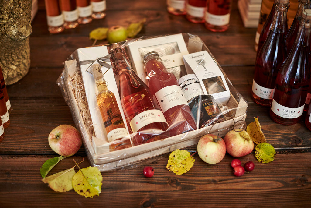 COLD HAND WINERY – Gavekurv + Rundvisning & Smagning